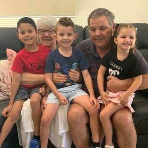 Meet your Posher, Debbie